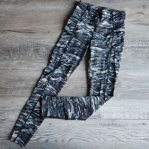 (4) Lululemon Fast and Free leggings
